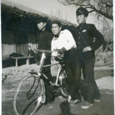 1960년 풍산 마애리 본가 앞