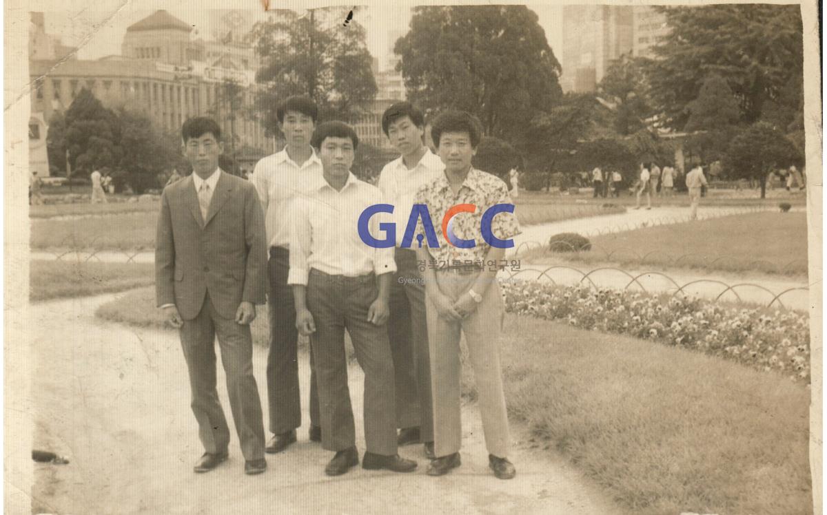 1971년 7월 1일 덕수궁에서 작은그림