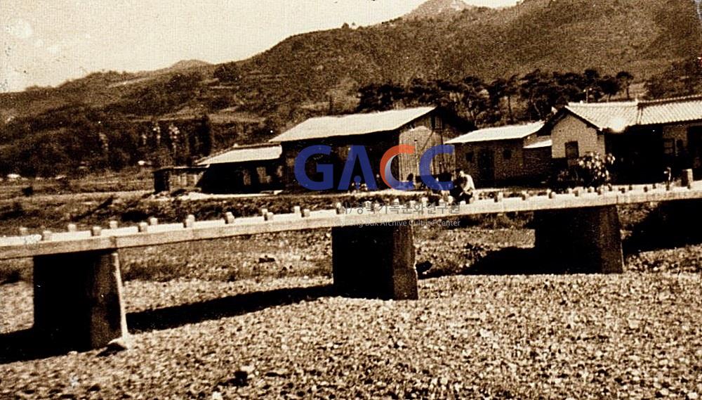 1960년대 임동면 마령리 음지마 문병태 씨 집 작은그림