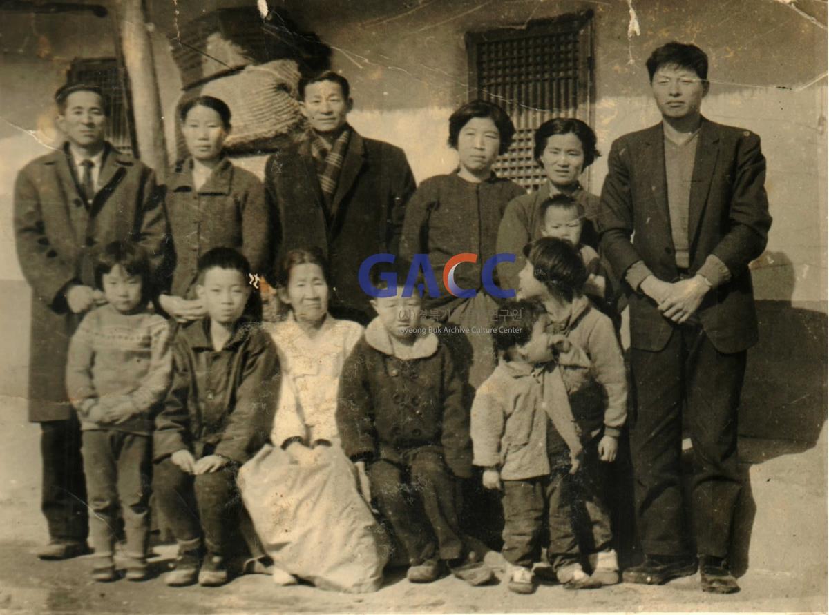 1960년대 임동면 마령리 음지마 문병태 씨 집 작은그림