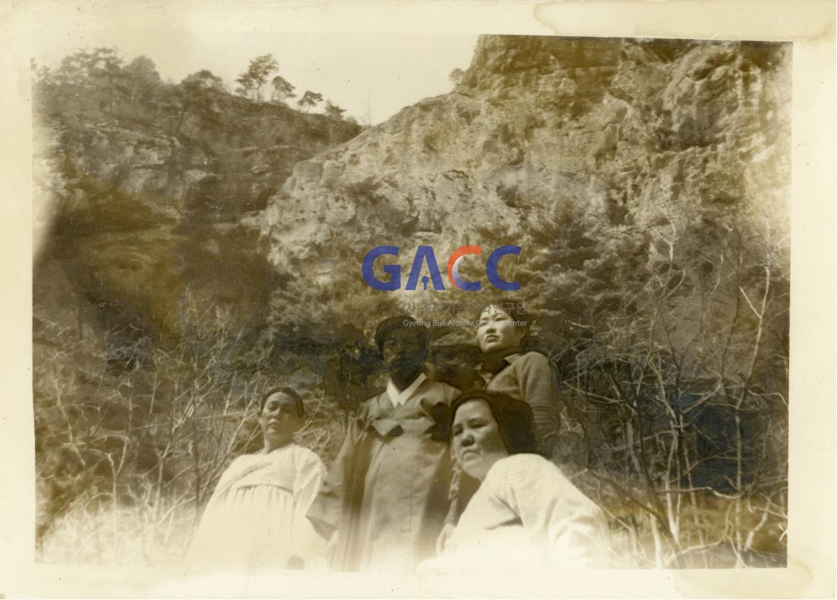 1970년대 청송 주왕산에서 작은그림