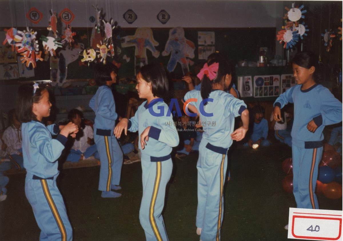 1988년 6월17~18일 원천국민학교 보이ㆍ걸스카웃트 야영캠프 장기자랑(4) 작은그림