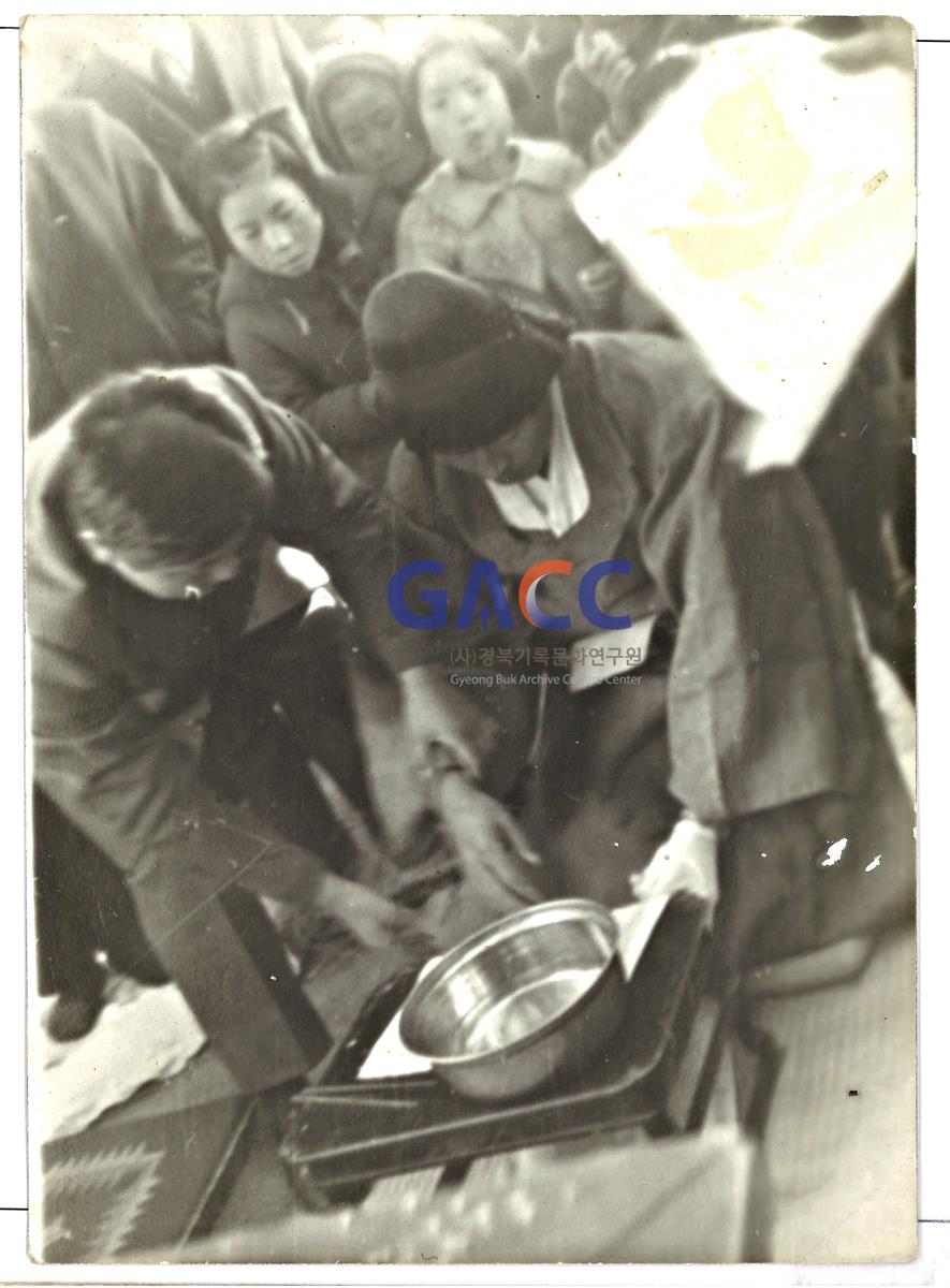 1972년 결혼식 관세盥洗 세수洗手 작은그림