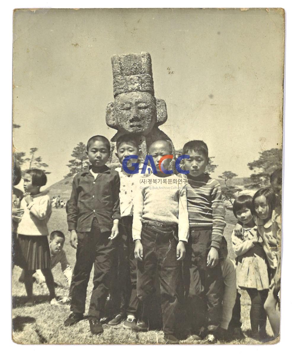 1967년 평귀뒤산 봄소풍 작은그림