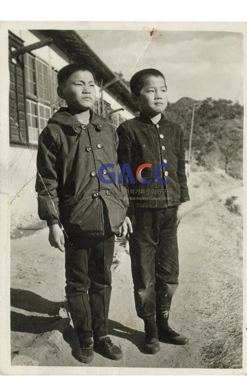 1965~1967년경 나소국민학교에서 삼남매 작은그림