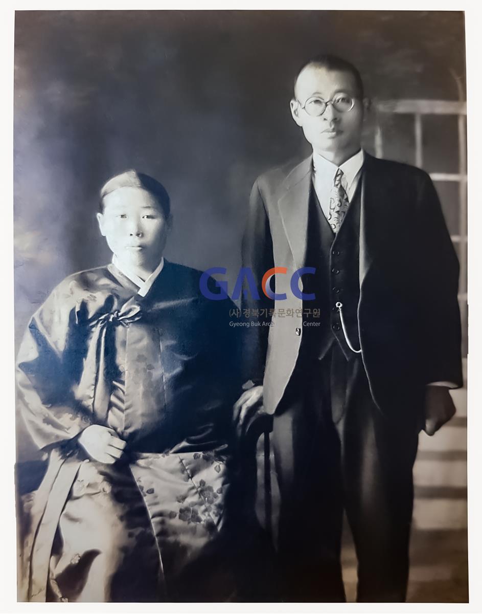 할아버지할머니 해방전찰영 작은그림