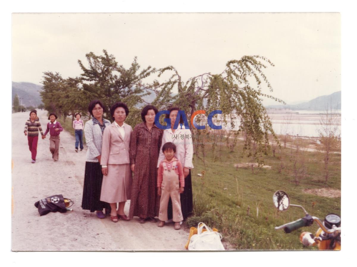 1970년대 안동 낙동강변 작은그림