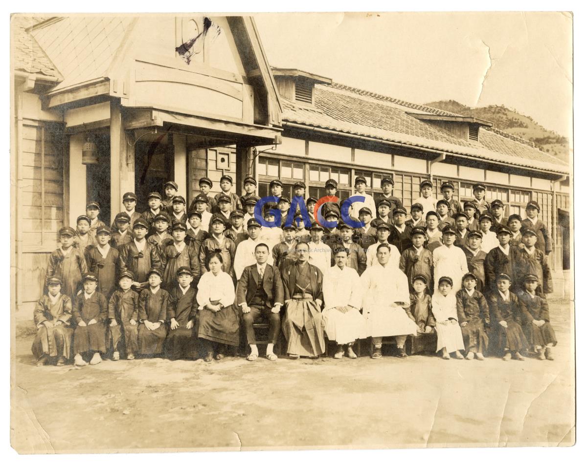 1920년대 의성의 학교 단체사진 작은그림