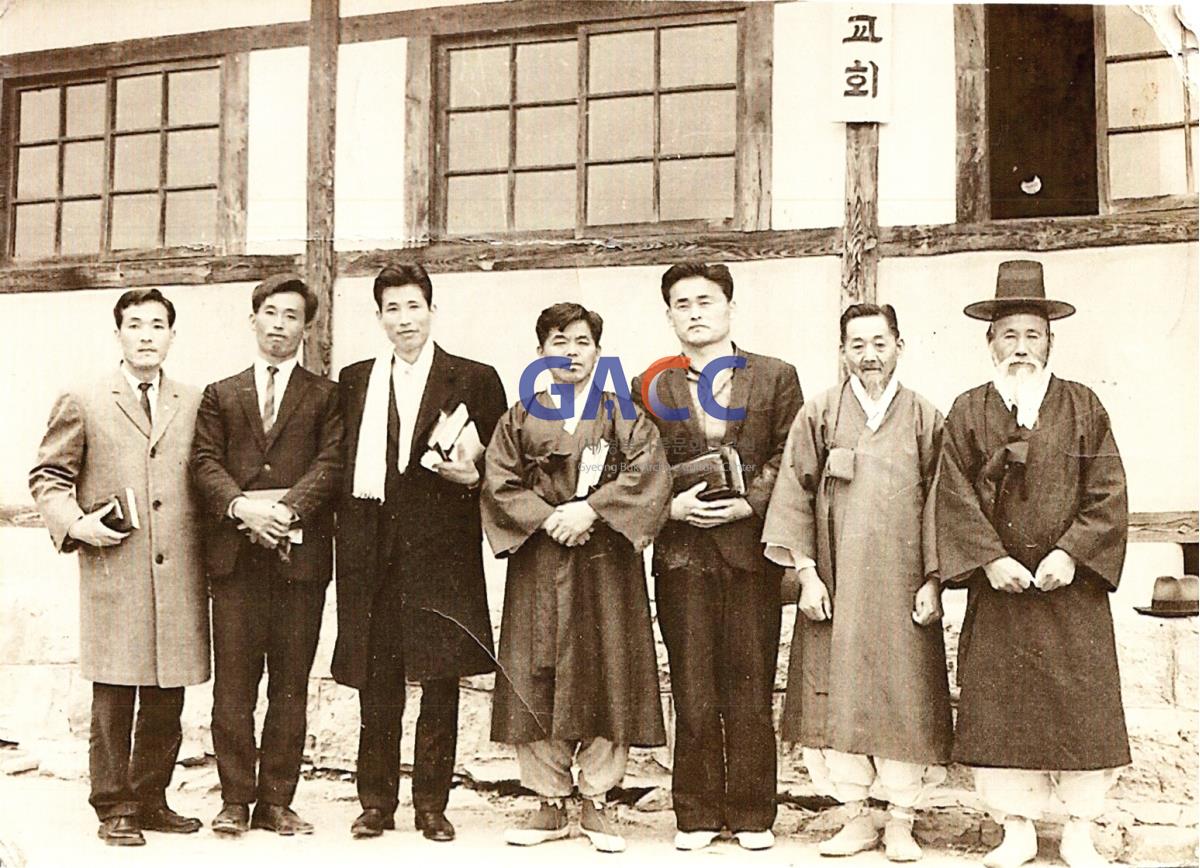 의일교회 1967년경 기념사진 작은그림