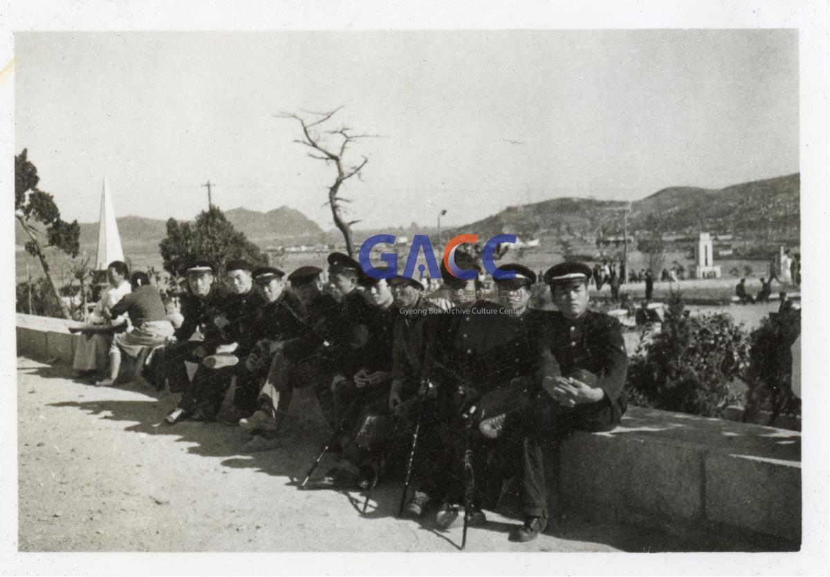 1961년 안동고등학교 진주 수학여행 작은그림
