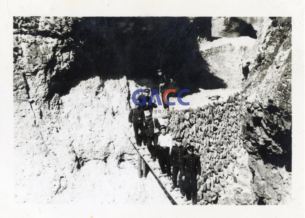1961년 안동고등학교 주왕산 견학 작은그림