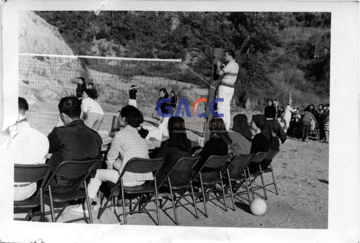 상지전문학교 교내 구기대회 1972년 작은그림