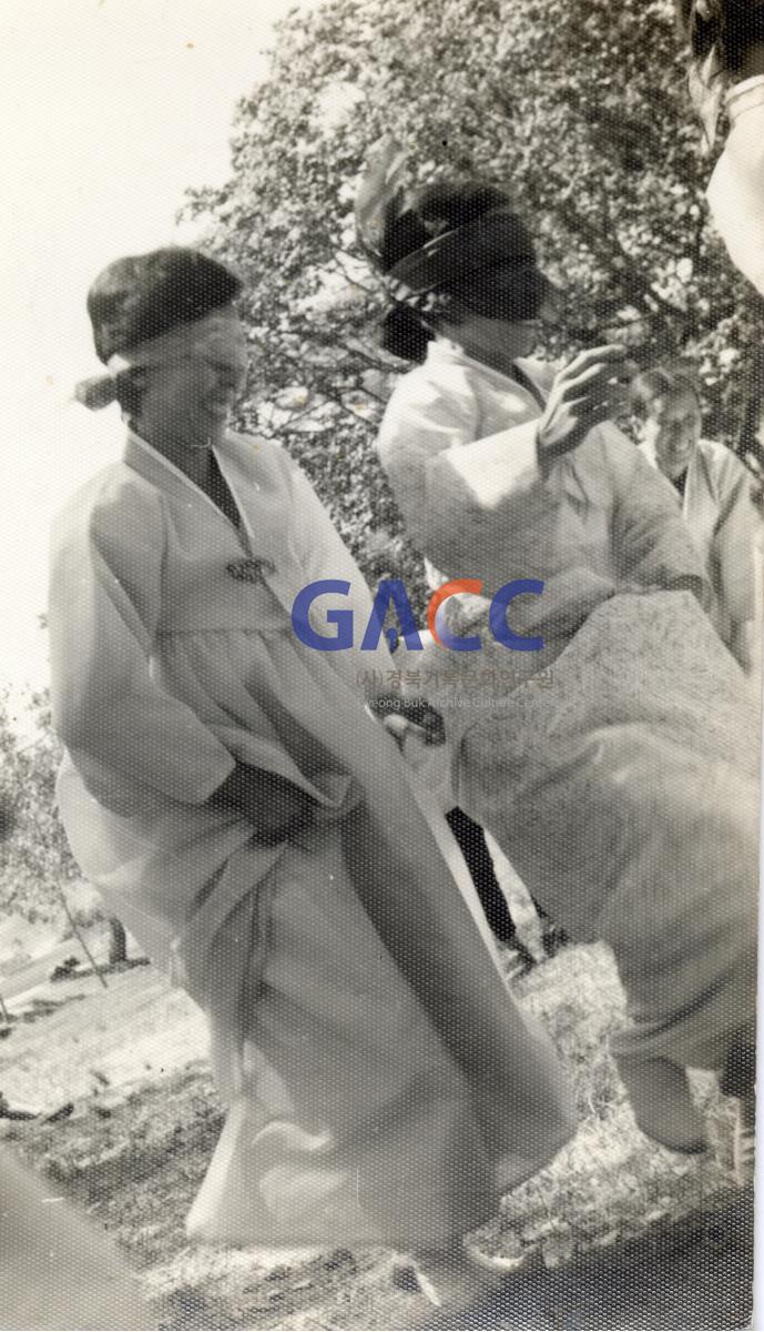 1960년대 어머니의 화전놀이 작은그림