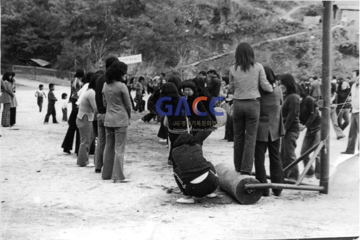 상지전문학교 교내체육대회 1971년 작은그림