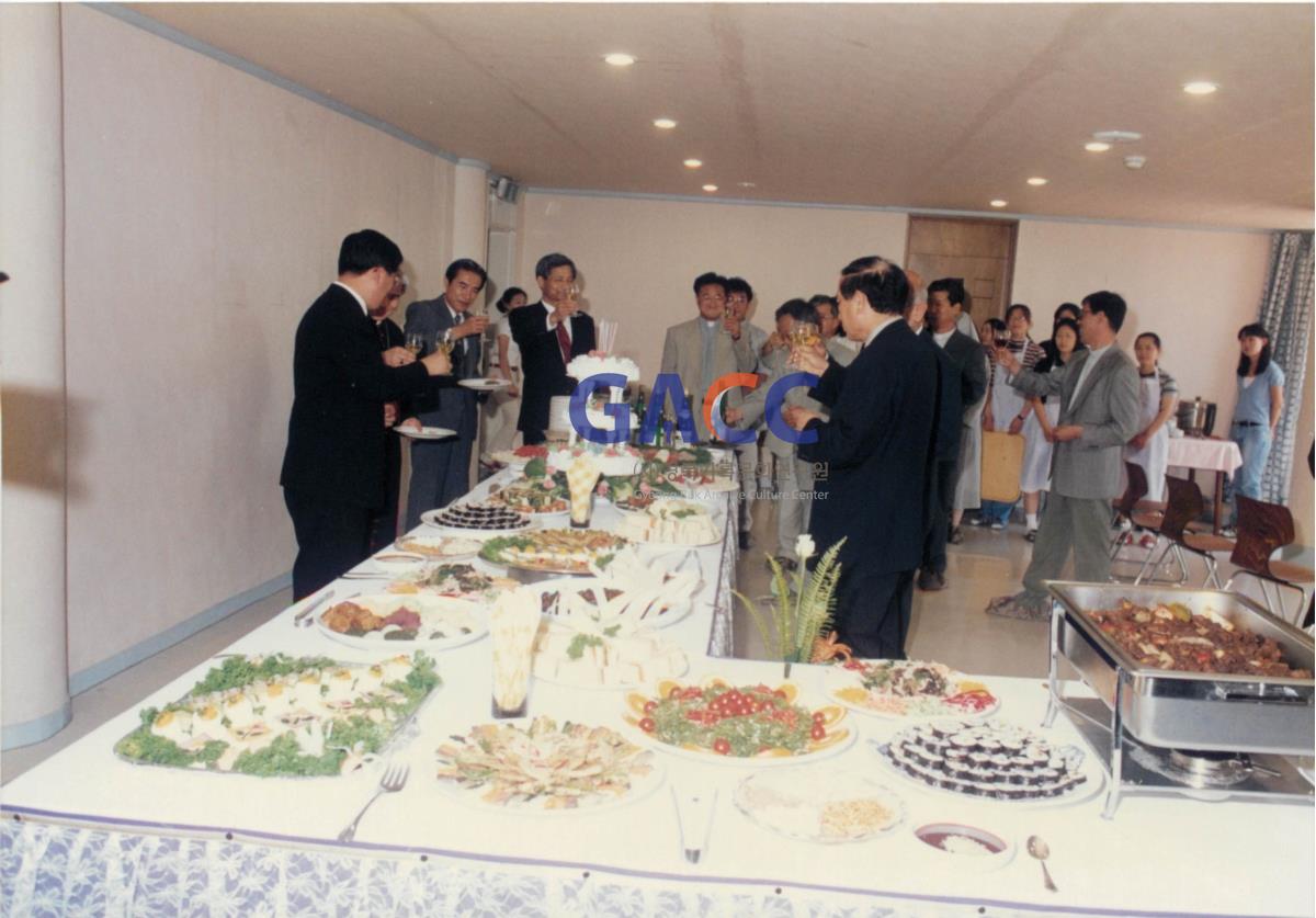 가톨릭 상지대학교 기숙사 예지관 봉헌식 1998년 작은그림