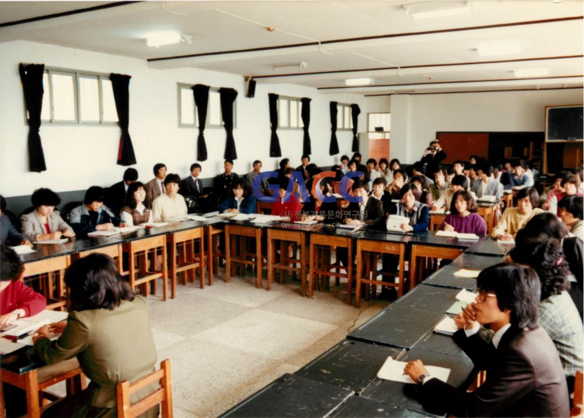 가톨릭 상지대학교 세무회계과 모의주주총회 1970년 - 80년대 작은그림