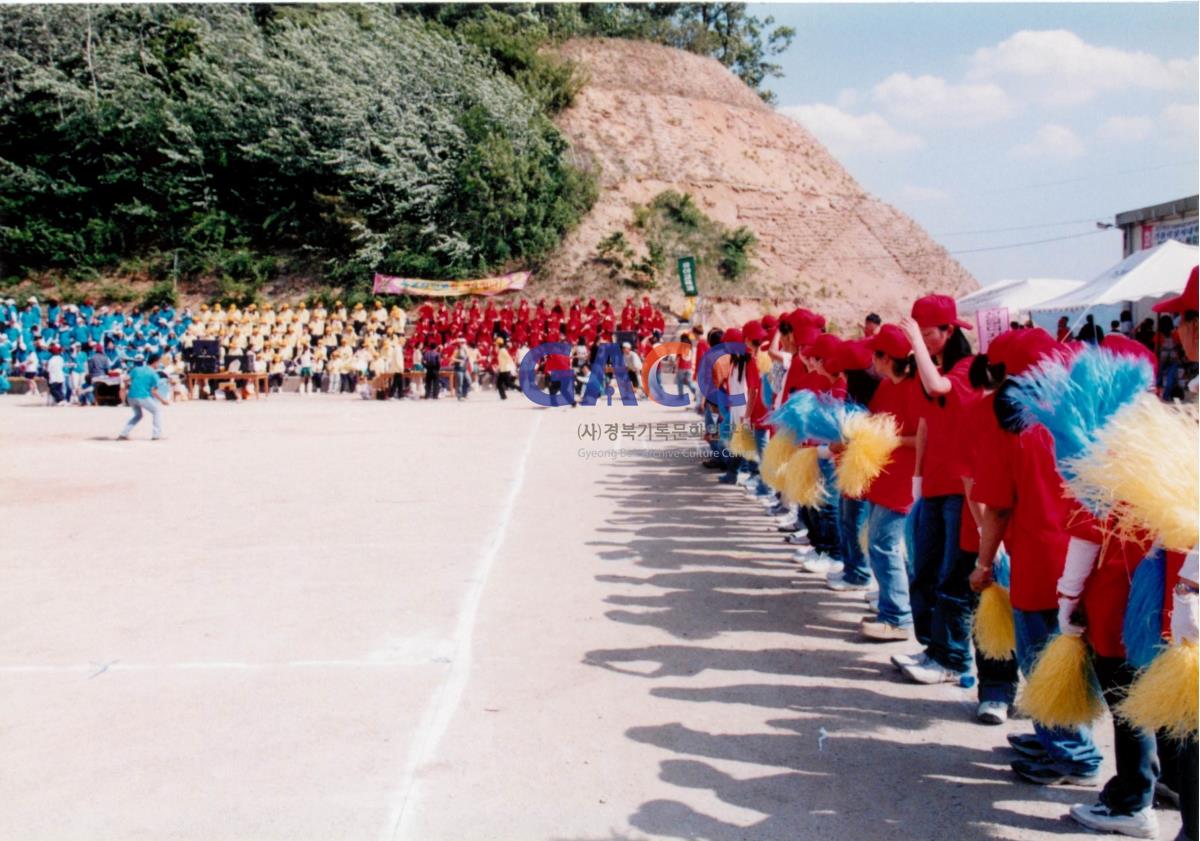 가톨릭 상지대학교 제32회 밤저골 춘계 체육대회 2001년 작은그림