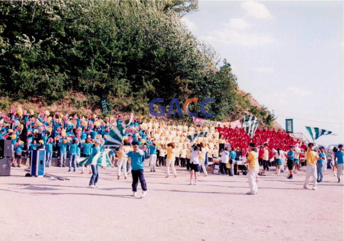 가톨릭 상지대학교 제32회 밤저골 춘계 체육대회 2001년 작은그림