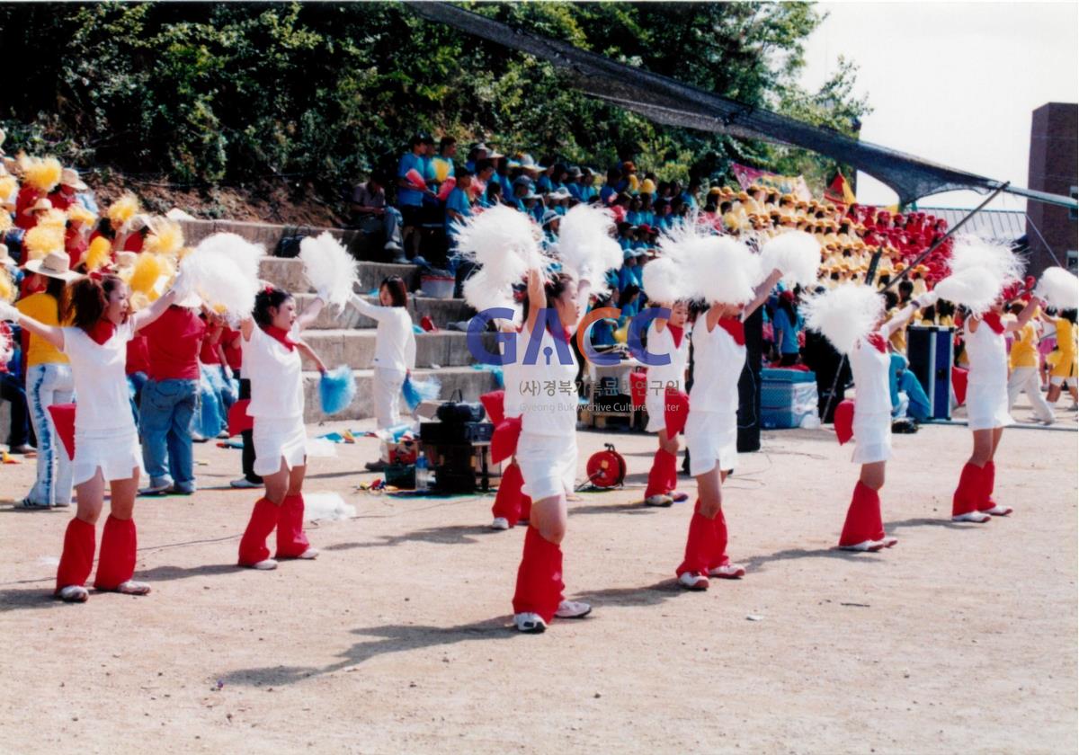 가톨릭 상지대학교 제32회 밤저골 춘계 체육대회 2001년 작은그림