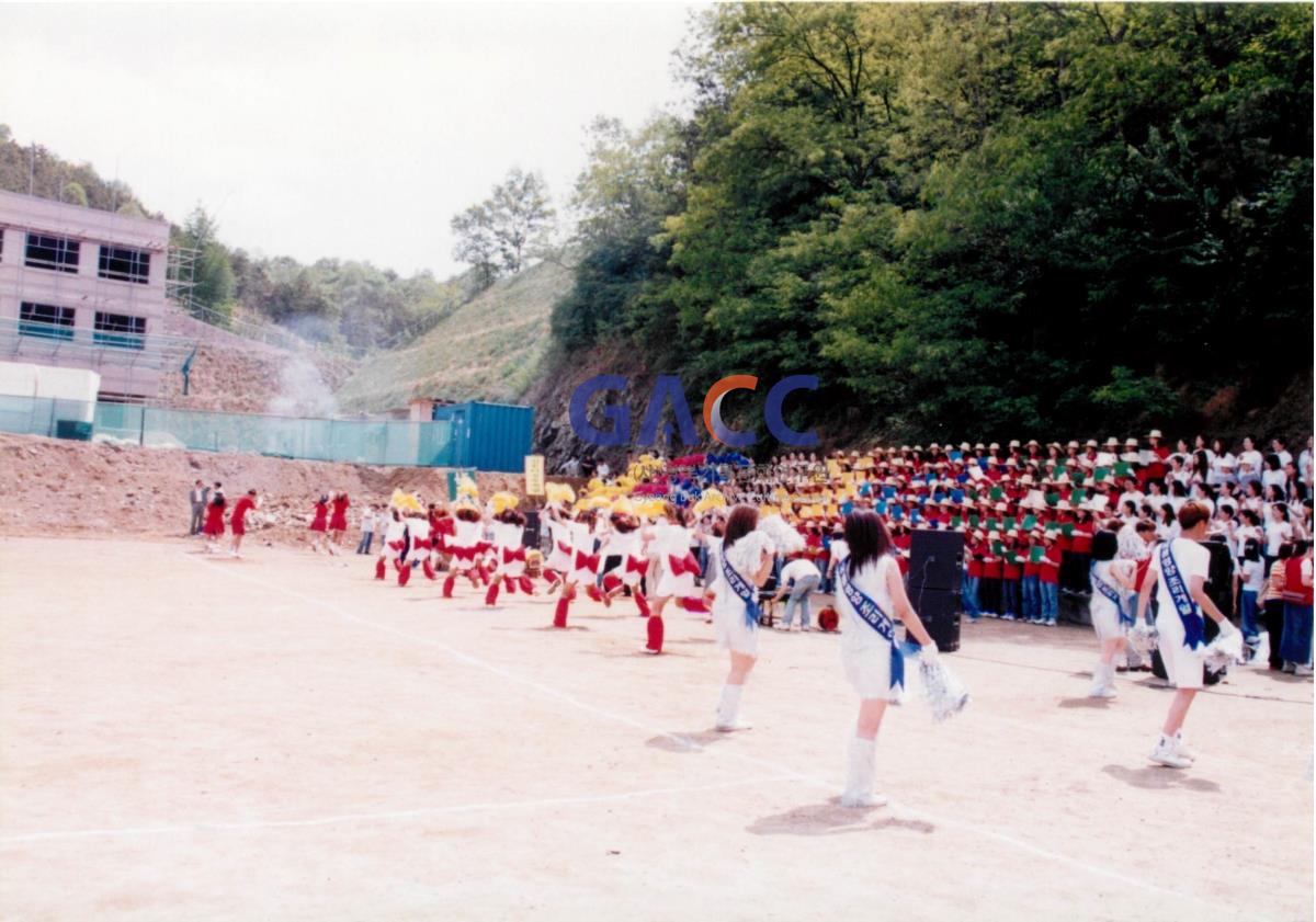 가톨릭 상지대학교 제32회 밤저골 춘계 체육대회 2001년 작은그림