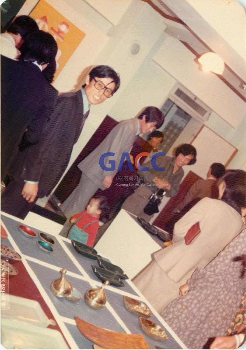 가톨릭 상지대학교 제3회 응용미술과 전시회 1975년 작은그림