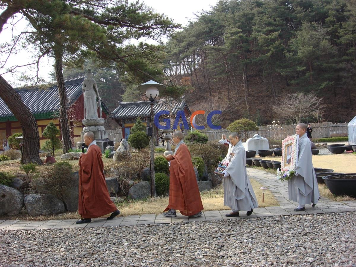 유하사 묘행스님 다비식 작은그림