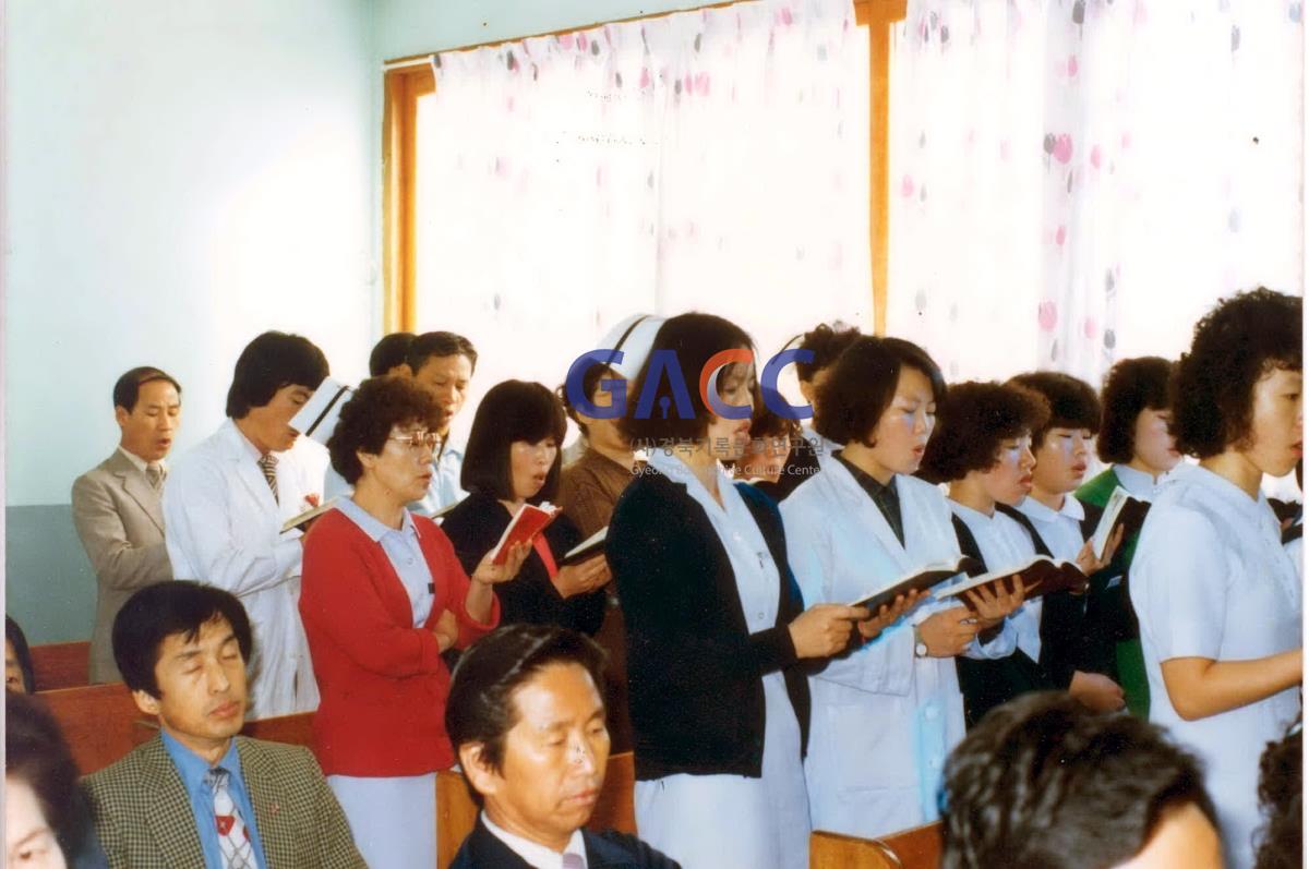 성소병원 1980년대_2_예배사진 작은그림