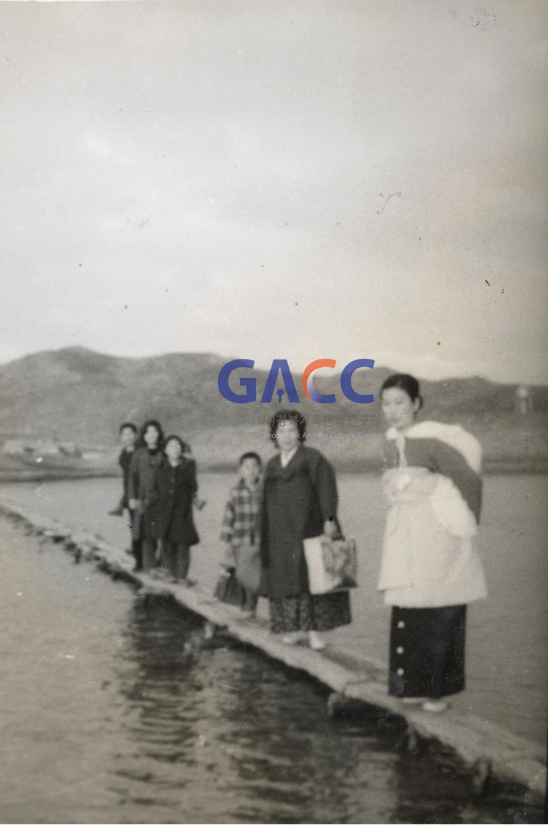 1973년경 용상↔정상 외나무다리 작은그림