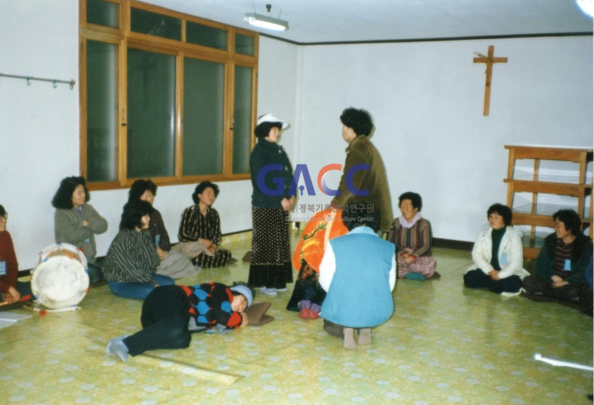 1986년 1월11일~13일 제7기 여성농민교육(농민회관) 작은그림