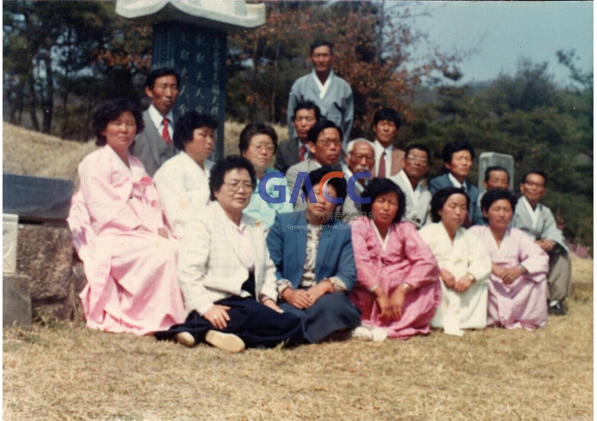 배나들 진주강씨네 며느리들 작은그림