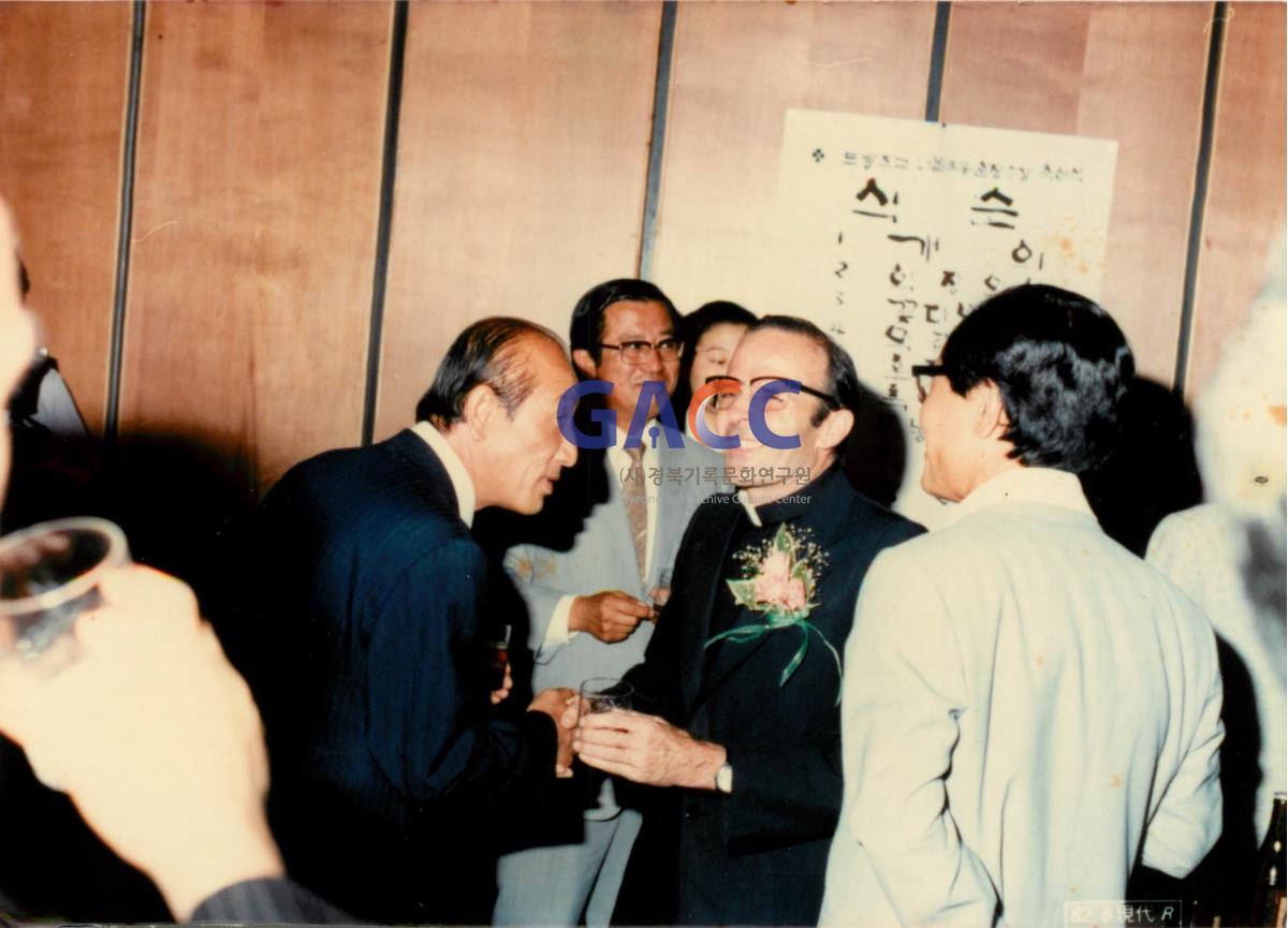 안동교구 두봉주교 나폴레옹 훈장 수장 1982년 작은그림