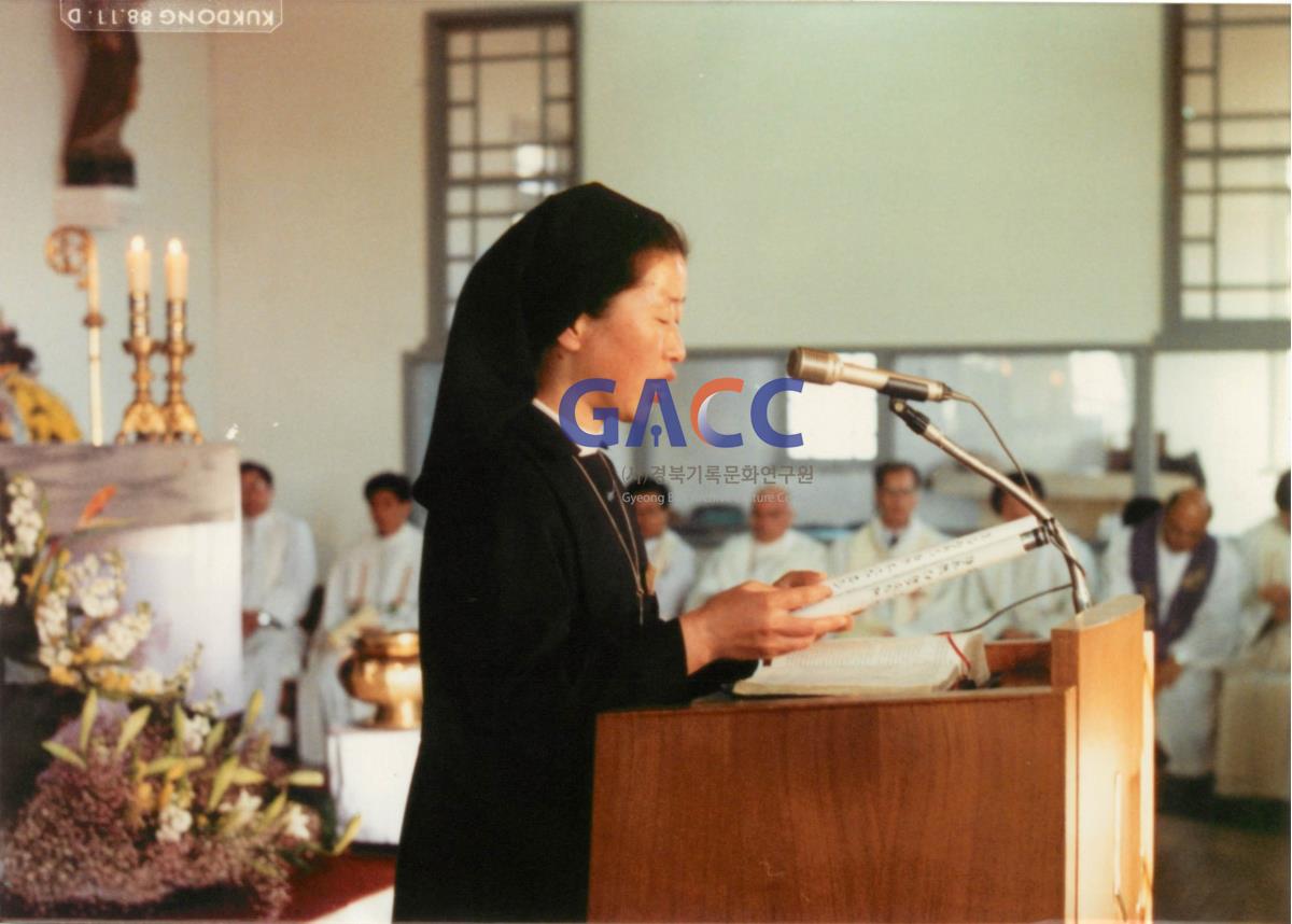 가톨릭 상지대학교 노신혜 수녀 장례식 1988년 작은그림