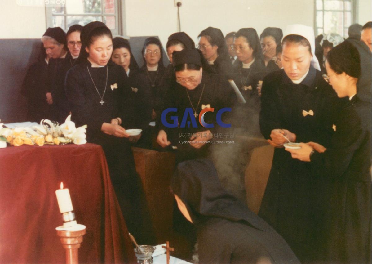 가톨릭 상지대학교 노신혜 수녀 장례식 1988년 작은그림
