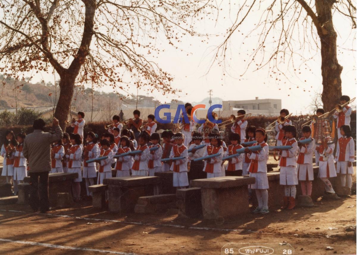 1985년 서후국민학교 악대부 연습시간 작은그림